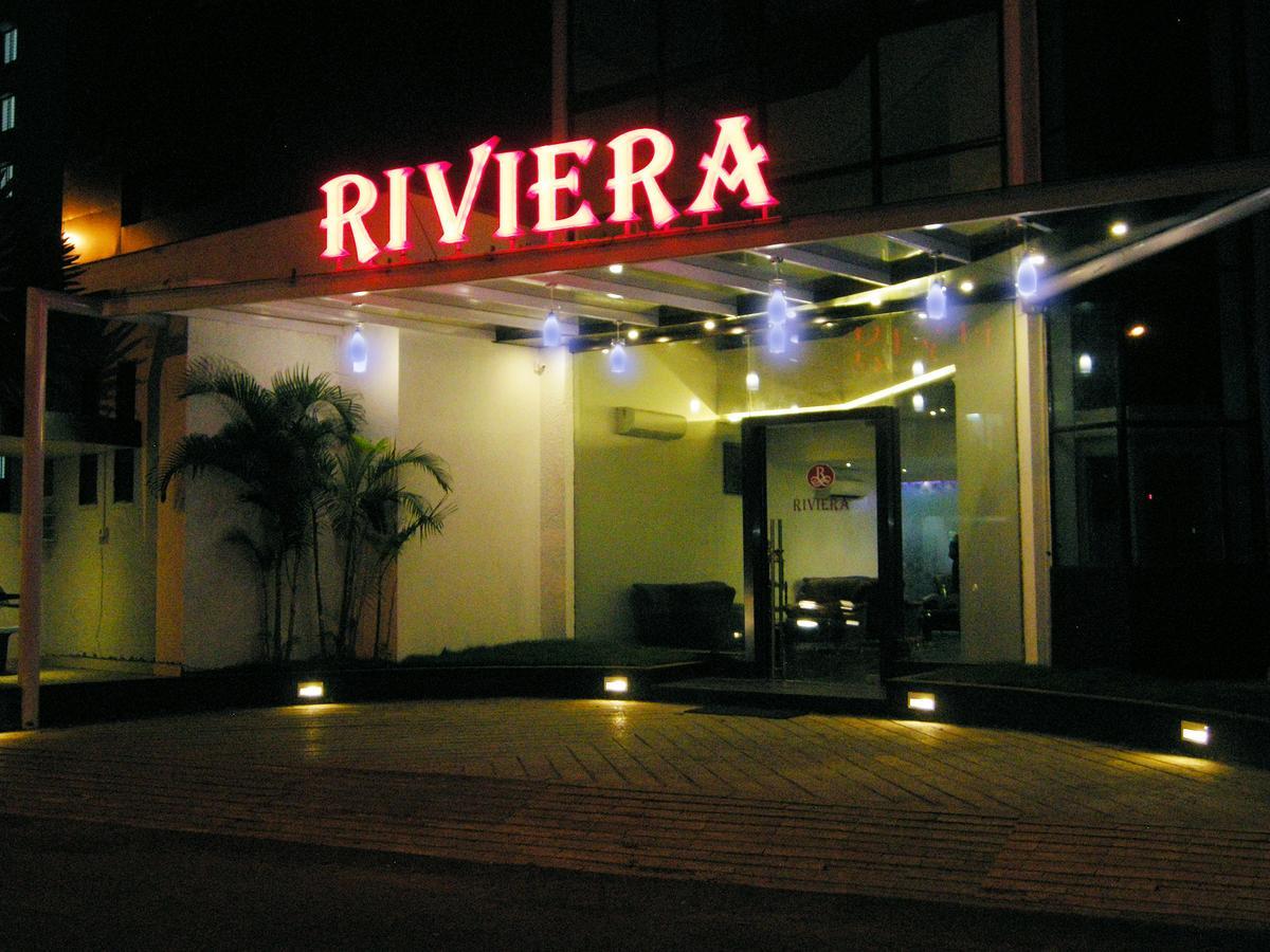 Oyo 10672 Hotel Riviera Nashik Exteriör bild