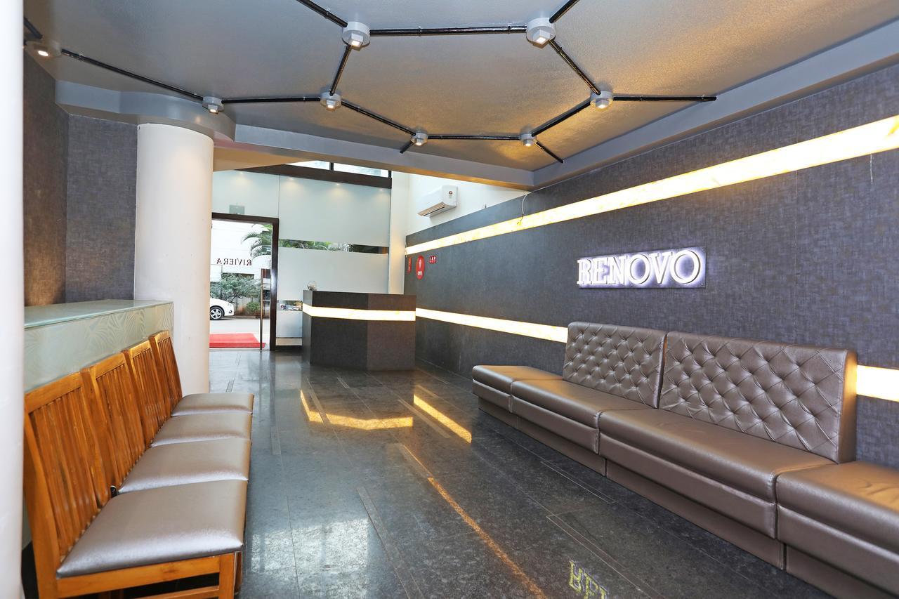 Oyo 10672 Hotel Riviera Nashik Exteriör bild